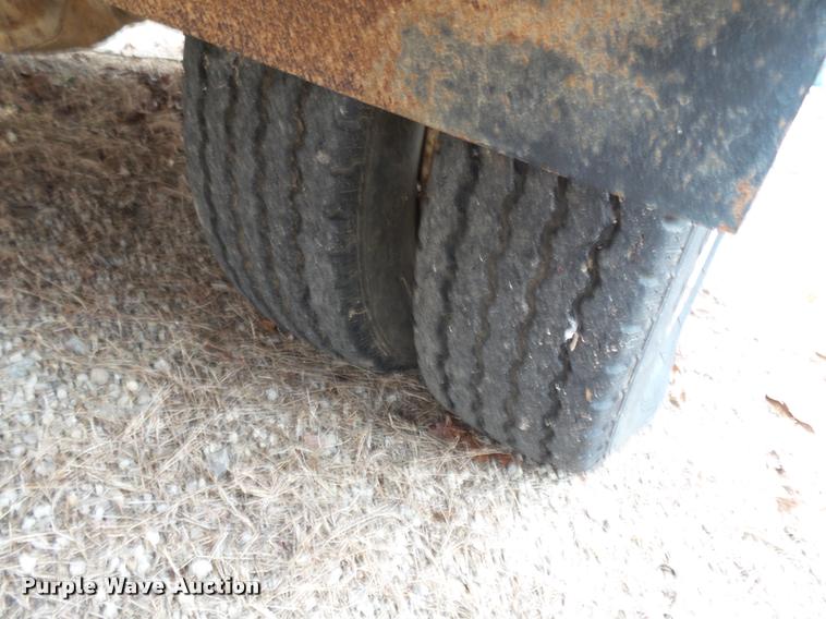 image for item K3413 1988 GMC Vandura G3500 box truck