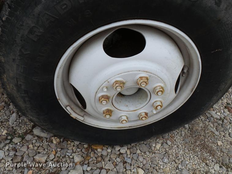 image for item K3413 1988 GMC Vandura G3500 box truck