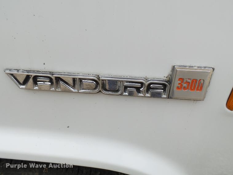 image for item K3413 1988 GMC Vandura G3500 box truck