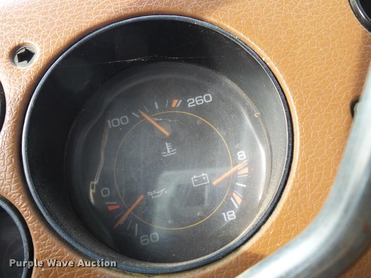 image for item K3413 1988 GMC Vandura G3500 box truck