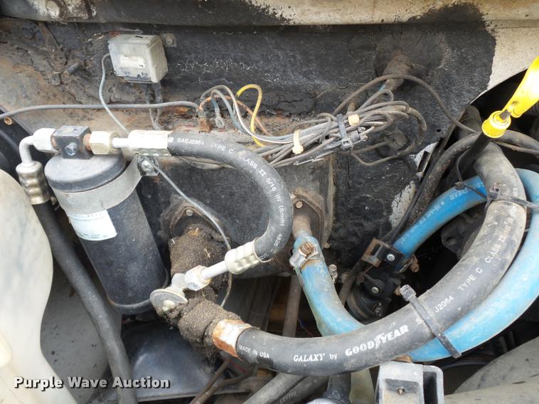 image for item K3413 1988 GMC Vandura G3500 box truck