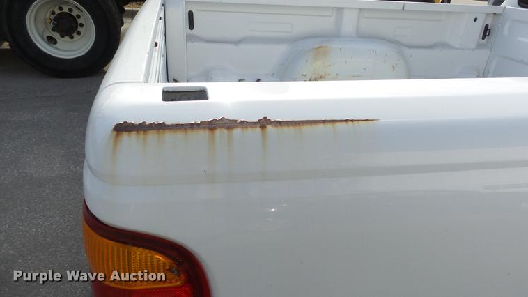 image for item K8039 1998 Ford Ranger pickup truck