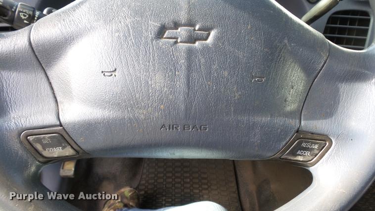 image for item K8040 2005 Chevrolet Impala