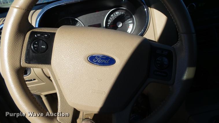 image for item K8068 2010 Ford Explorer XLT SUV