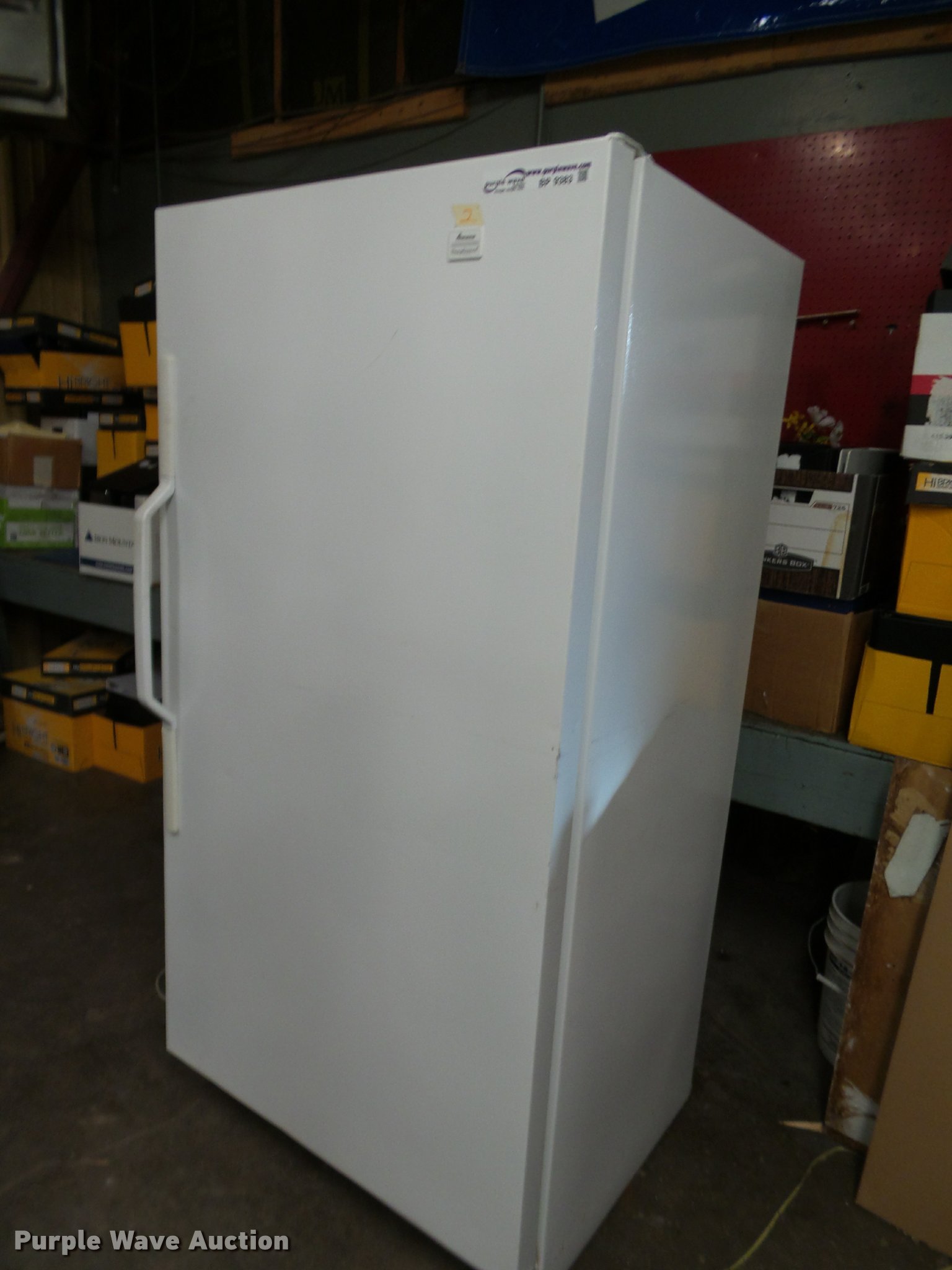 Amana deep freeze in Tonganoxie, KS Item BP9383 sold Purple Wave