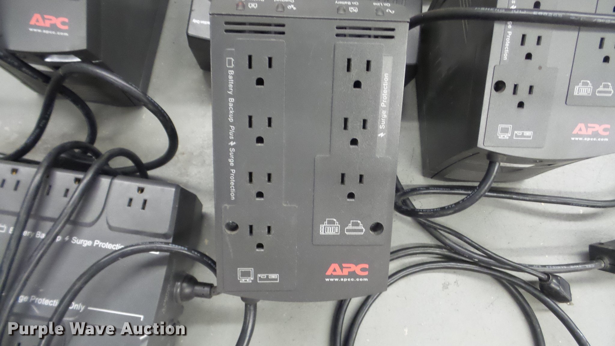 (15) battery backup/power strips in South Hutchinson, KS Item DF9201