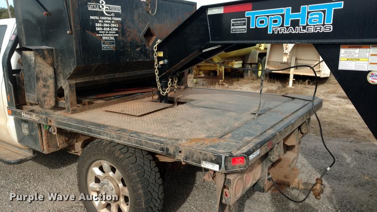 image for item BU9876 Hydra Bed series 30 bale bed