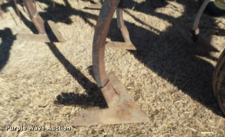 image for item DB1784 Sunflower 2331-24 chisel