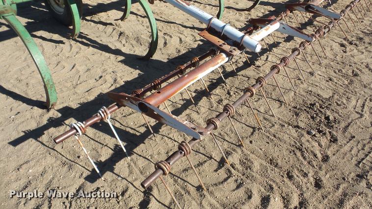 image for item DG9192 John Deere 100 chisel