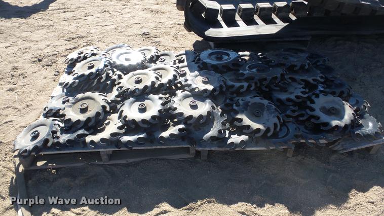 image for item DG9196 Approximately 60 trash whippers