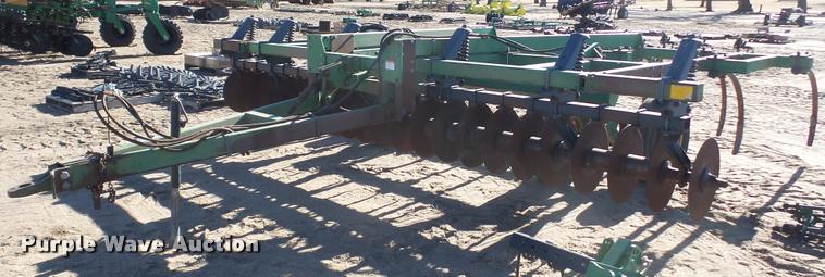 image for item DG9201 John Deere 714 mulch finisher