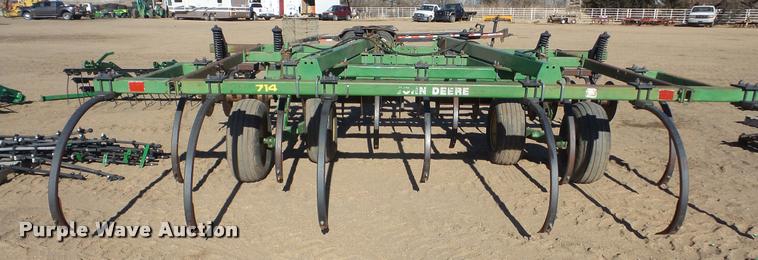 image for item DG9201 John Deere 714 mulch finisher