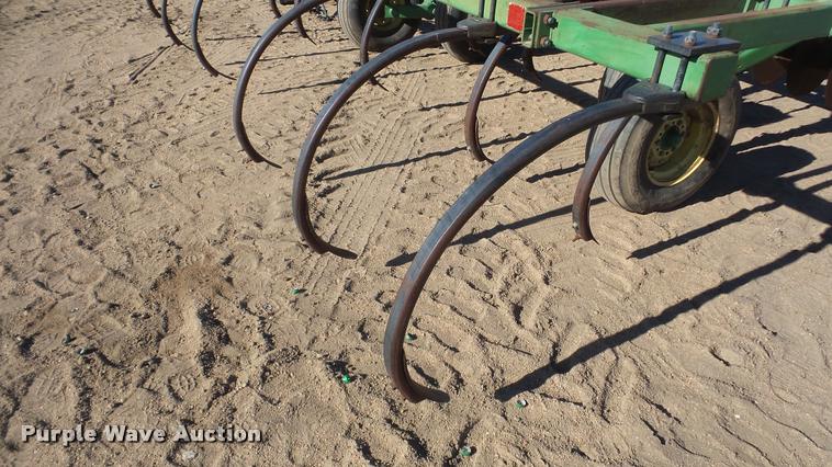 image for item DG9201 John Deere 714 mulch finisher