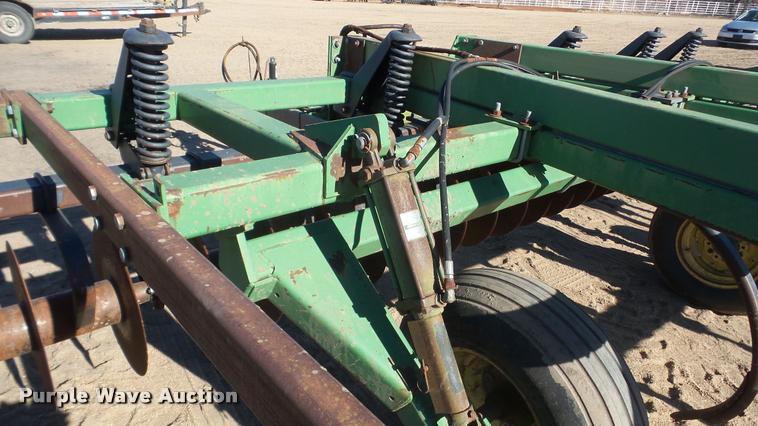 image for item DG9201 John Deere 714 mulch finisher