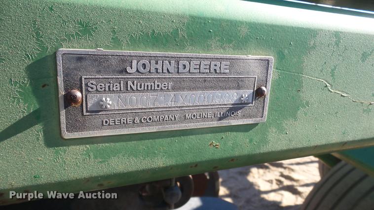 image for item DG9201 John Deere 714 mulch finisher