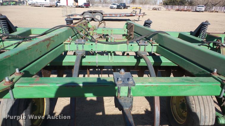 image for item DG9201 John Deere 714 mulch finisher