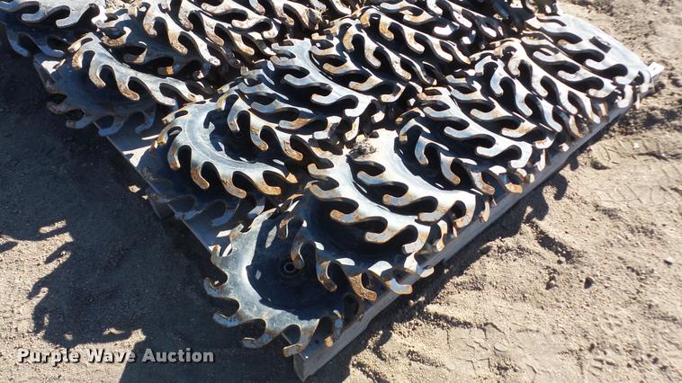 image for item DG9204 Approximately 60 trash whippers