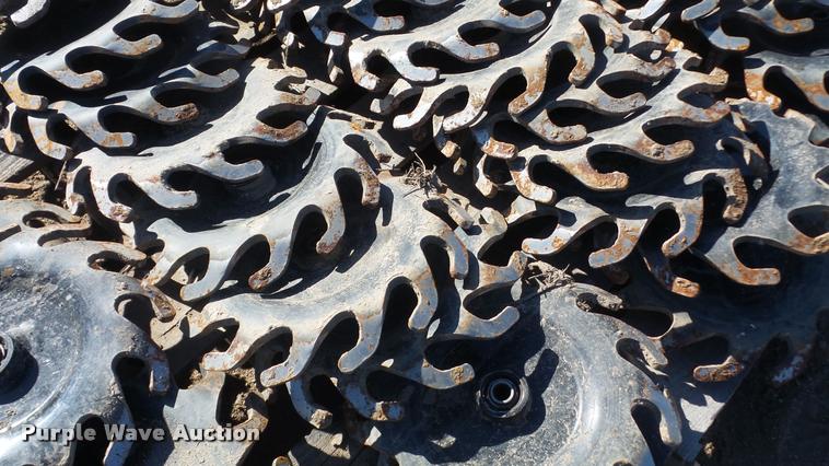 image for item DG9204 Approximately 60 trash whippers