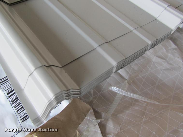 image for item F1747 (30) sheets of metal siding/roofing