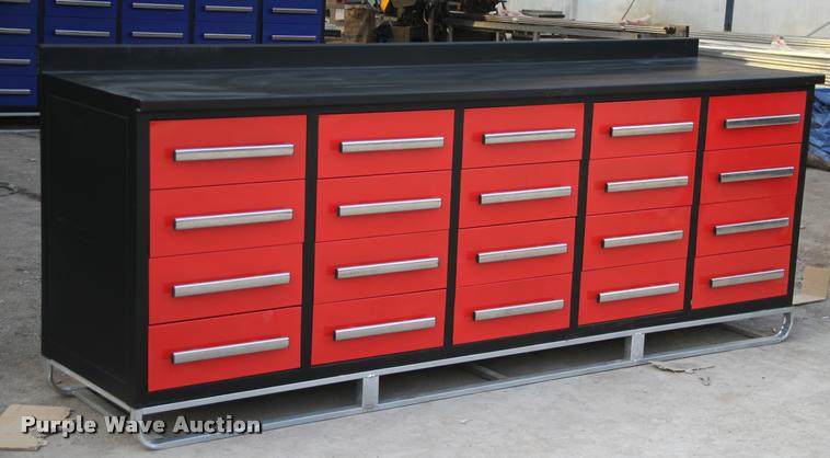 image for item F1770 Steel work bench