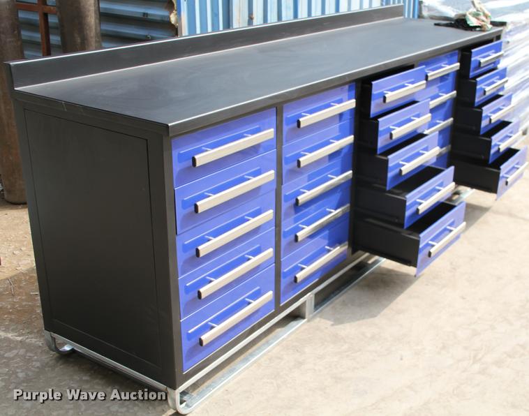 image for item F1778 Steel work bench