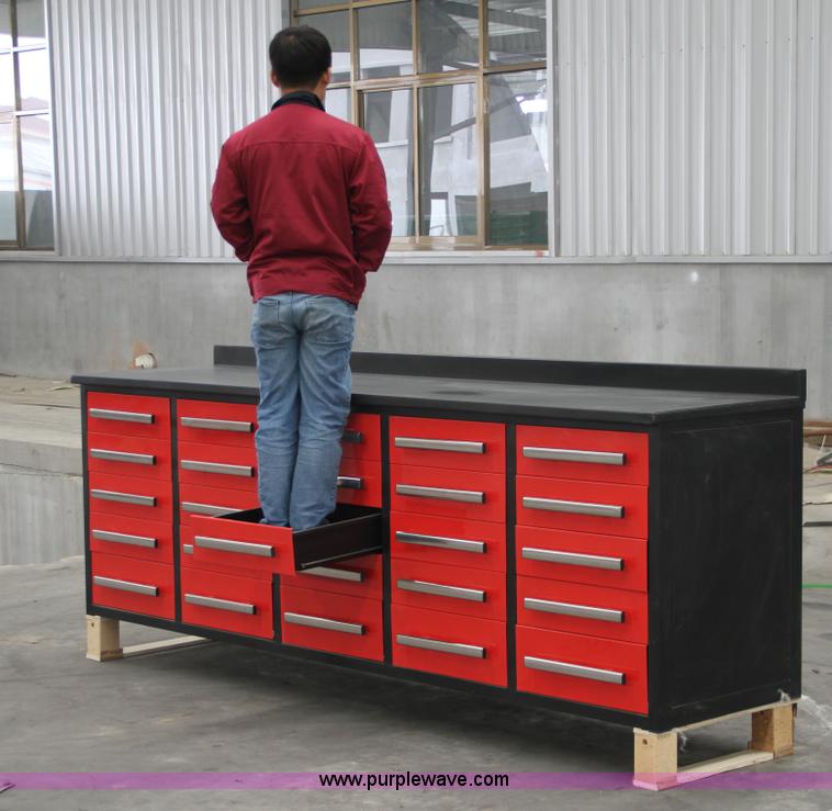 image for item F1793 Steel work bench