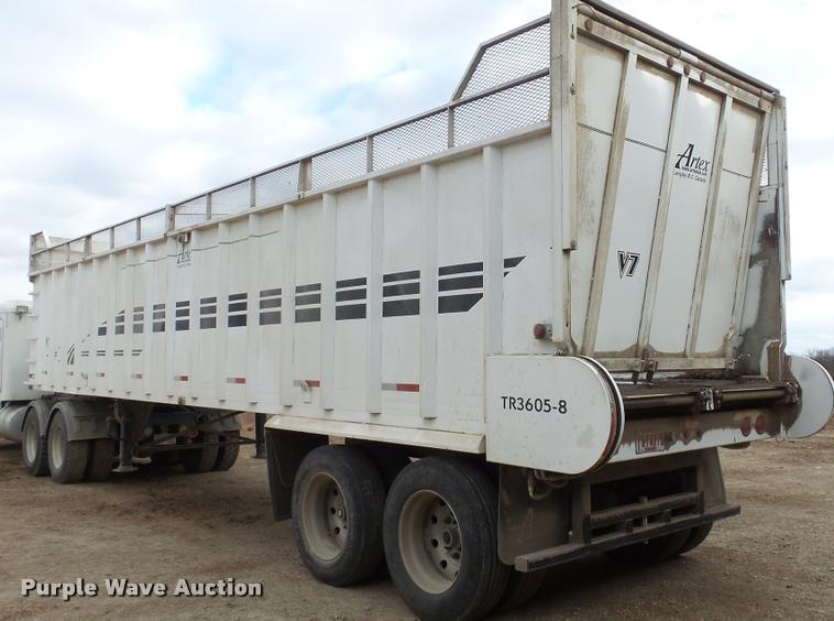 image for item J5724 2007 Artex V7 silage trailer