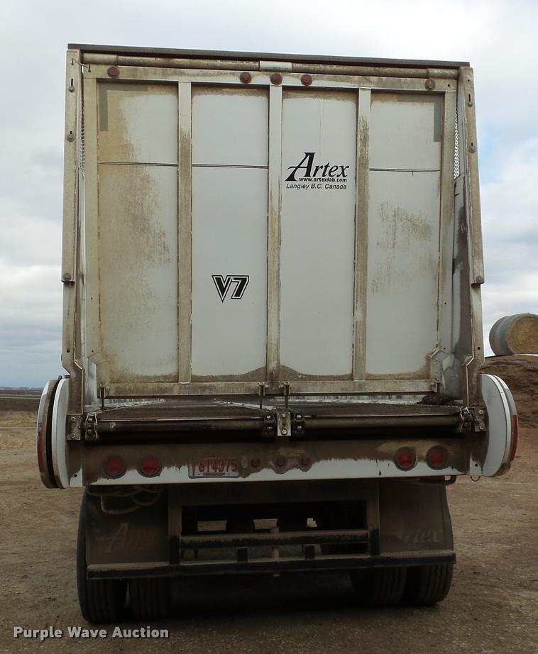 image for item J5724 2007 Artex V7 silage trailer