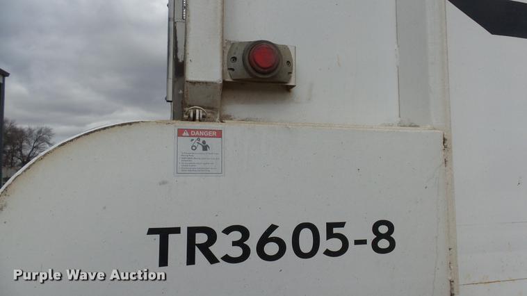 image for item J5724 2007 Artex V7 silage trailer