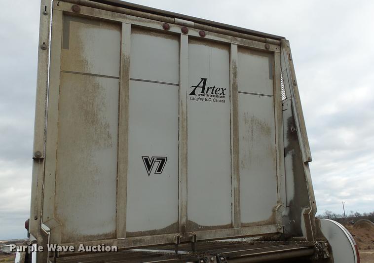 image for item J5724 2007 Artex V7 silage trailer