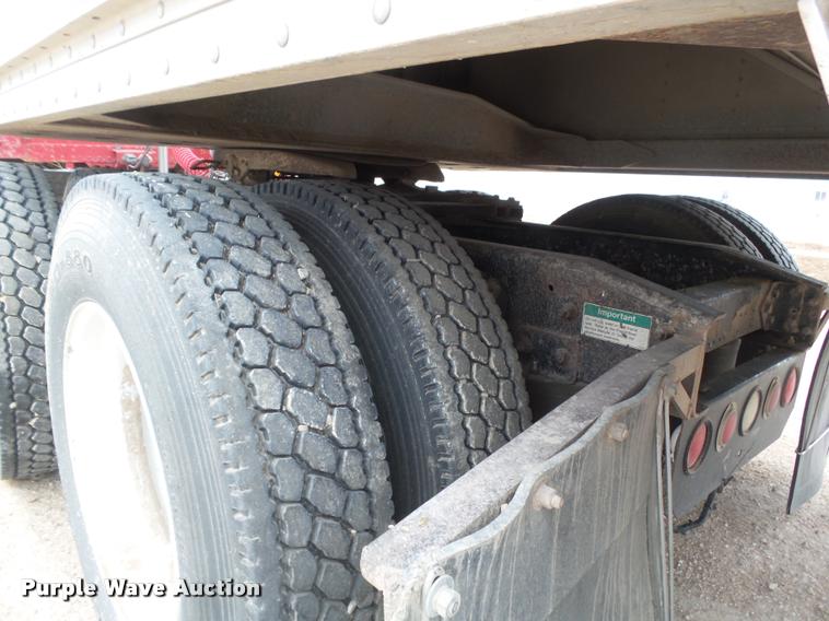 image for item DB1756 1998 Freightliner FLD semi truck