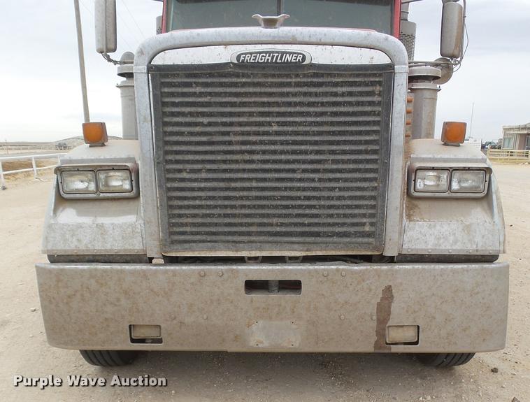 image for item DB1756 1998 Freightliner FLD semi truck