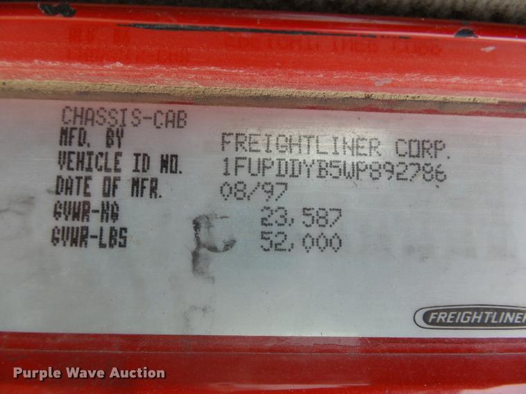 image for item DB1756 1998 Freightliner FLD semi truck