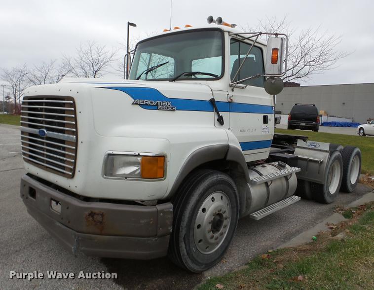 image for item DB5355 1995 Ford LTA9000 Aero Max 106 semi truck