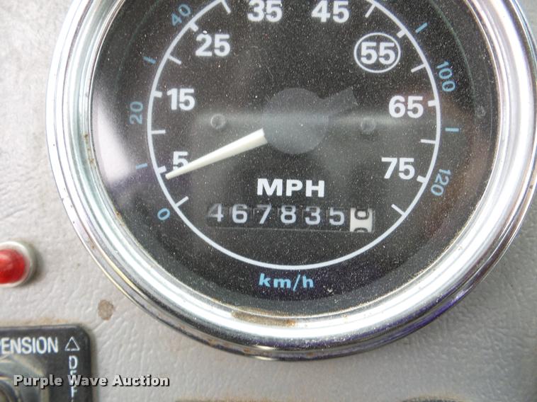 image for item DB5355 1995 Ford LTA9000 Aero Max 106 semi truck