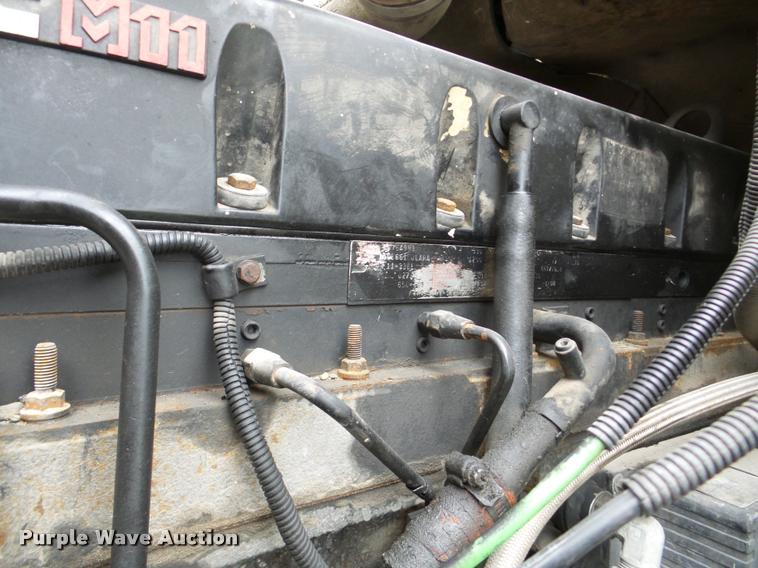 image for item DB5355 1995 Ford LTA9000 Aero Max 106 semi truck