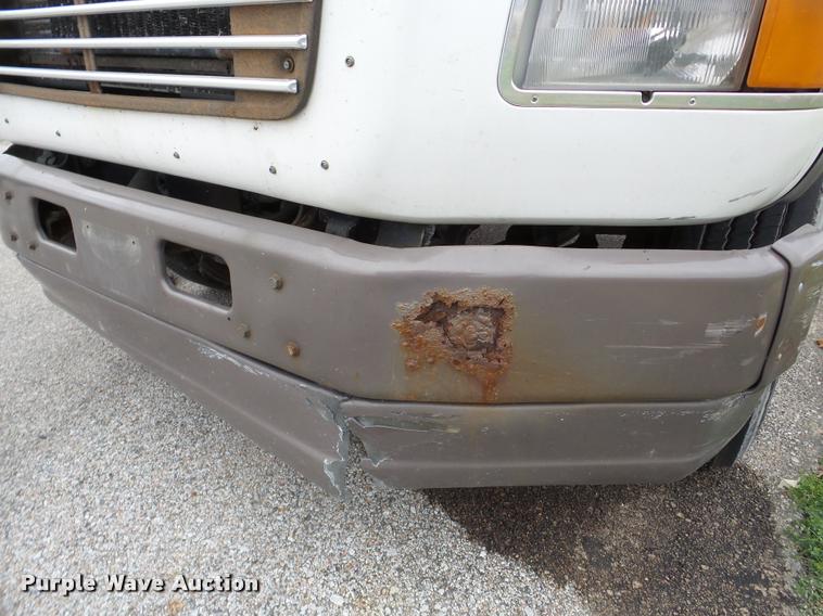 image for item DB5355 1995 Ford LTA9000 Aero Max 106 semi truck