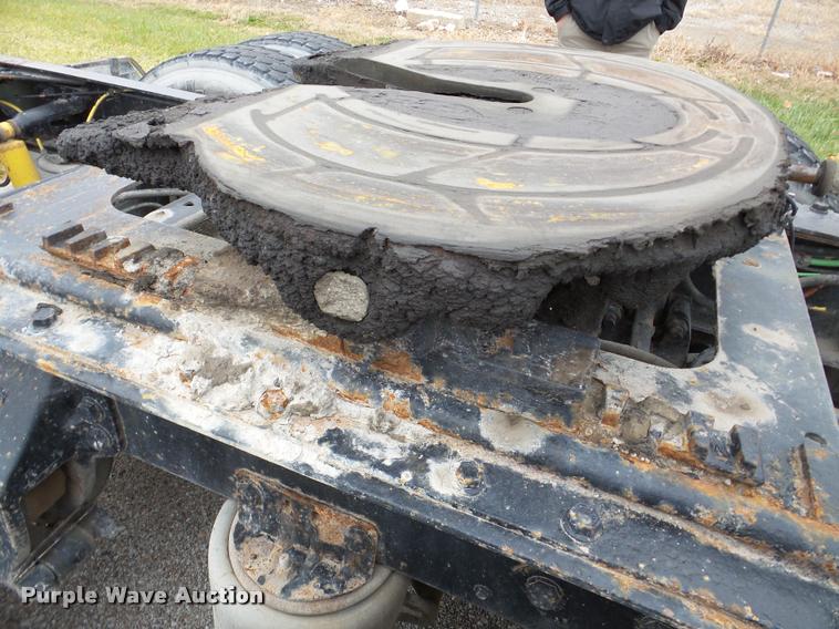 image for item DB5355 1995 Ford LTA9000 Aero Max 106 semi truck