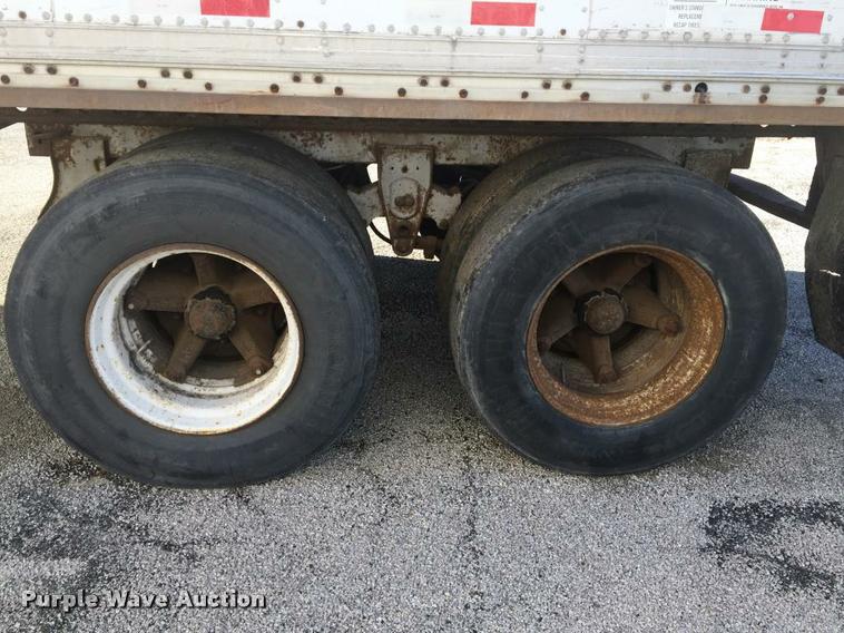 image for item F1704 1985 Brae dry van trailer