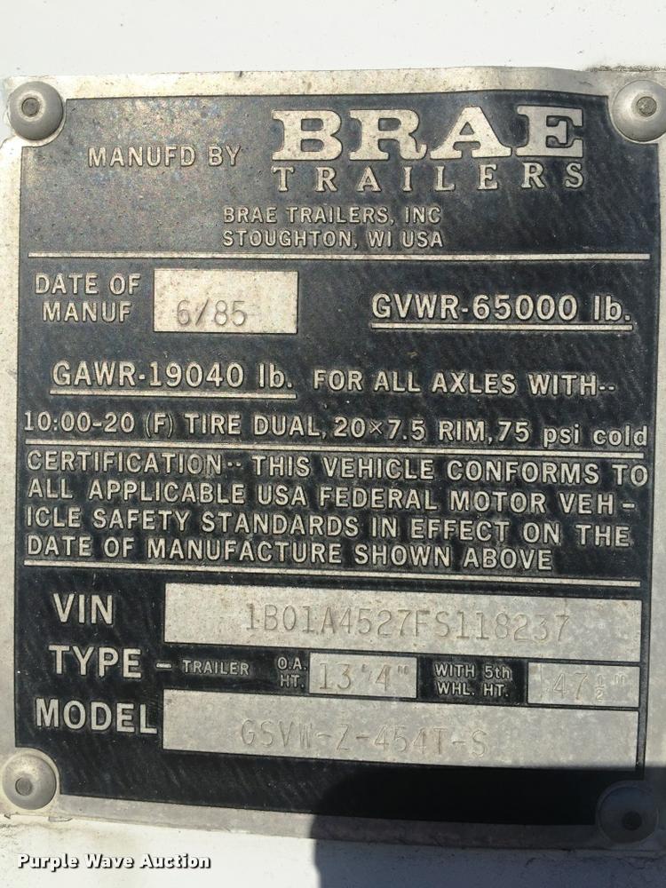 image for item F1704 1985 Brae dry van trailer