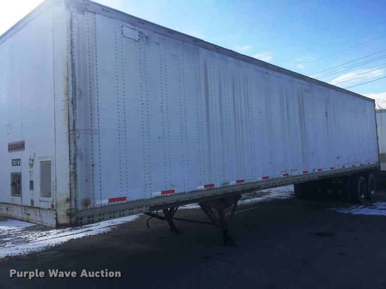 image for item F1709 1985 Brae dry van trailer