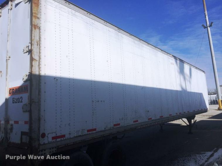 image for item F1709 1985 Brae dry van trailer