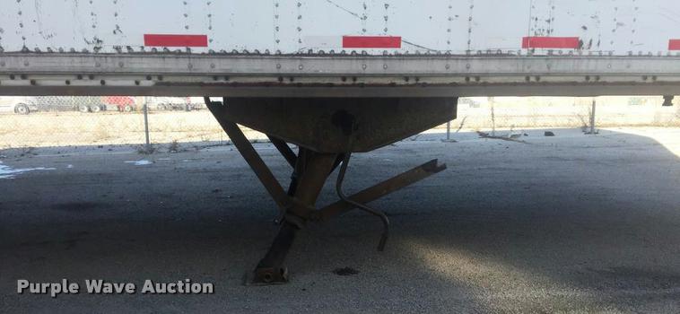 image for item F1709 1985 Brae dry van trailer