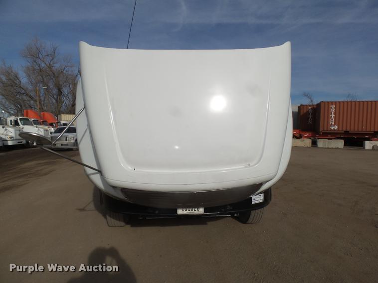 image for item L4231 1998 Ford AT9513 Aeromax 113 semi truck