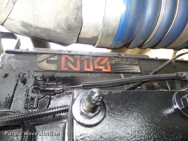 image for item L4231 1998 Ford AT9513 Aeromax 113 semi truck