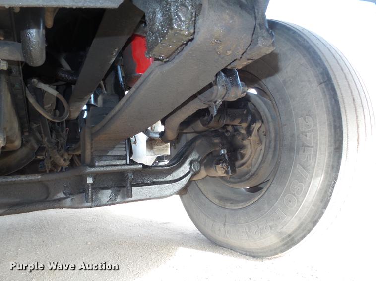 image for item L4231 1998 Ford AT9513 Aeromax 113 semi truck