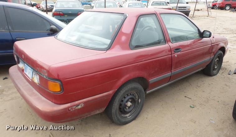image for item DA2120 1992 Nissan Sentra