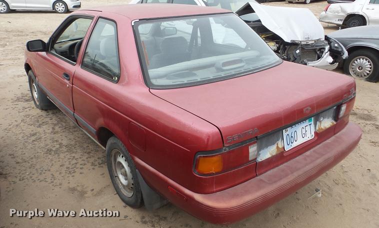 image for item DA2120 1992 Nissan Sentra