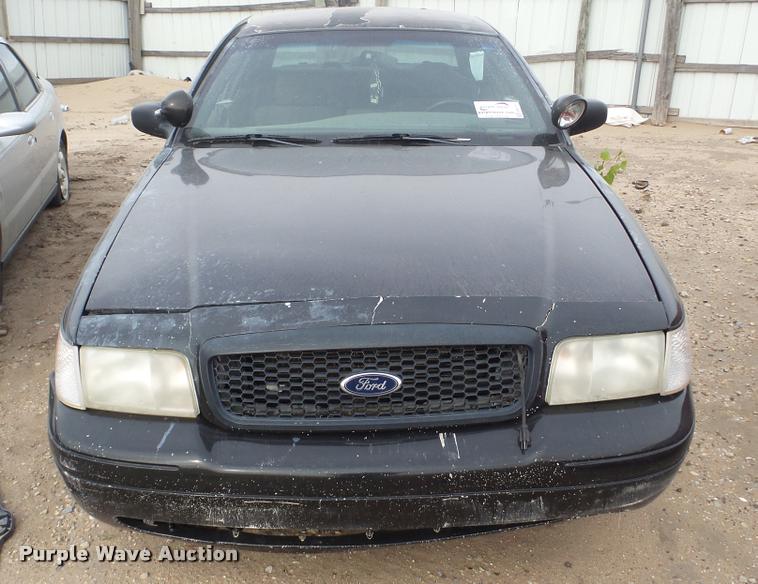 image for item DA2121 2003 Ford Crown Victoria Police Interceptor