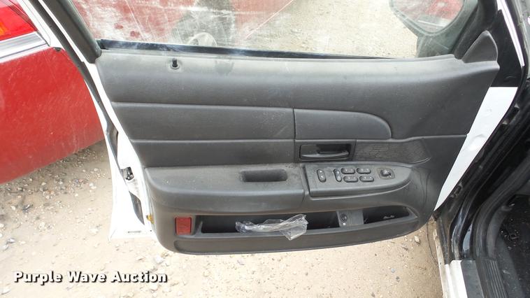 image for item DA2121 2003 Ford Crown Victoria Police Interceptor